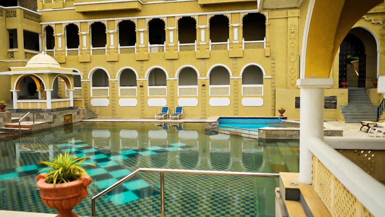 Heritage Khirasara Palace Rajkot Bagian luar foto