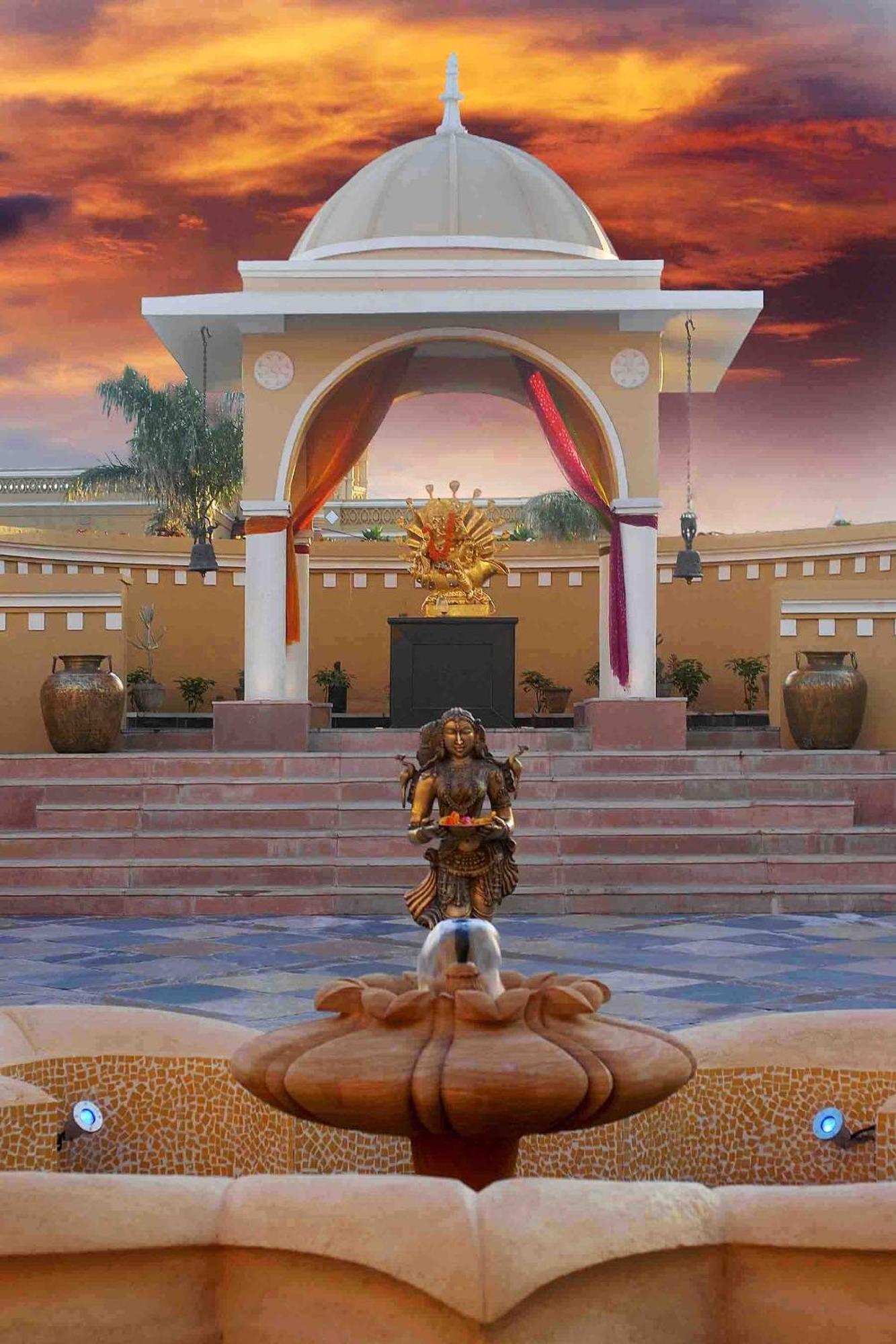 Heritage Khirasara Palace Rajkot Bagian luar foto